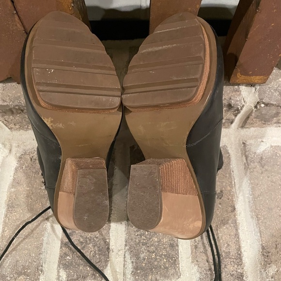 Tsubo x Tim Weiland Royse Leather Ankle Booties Size 6.5 - Picture 8 of 12